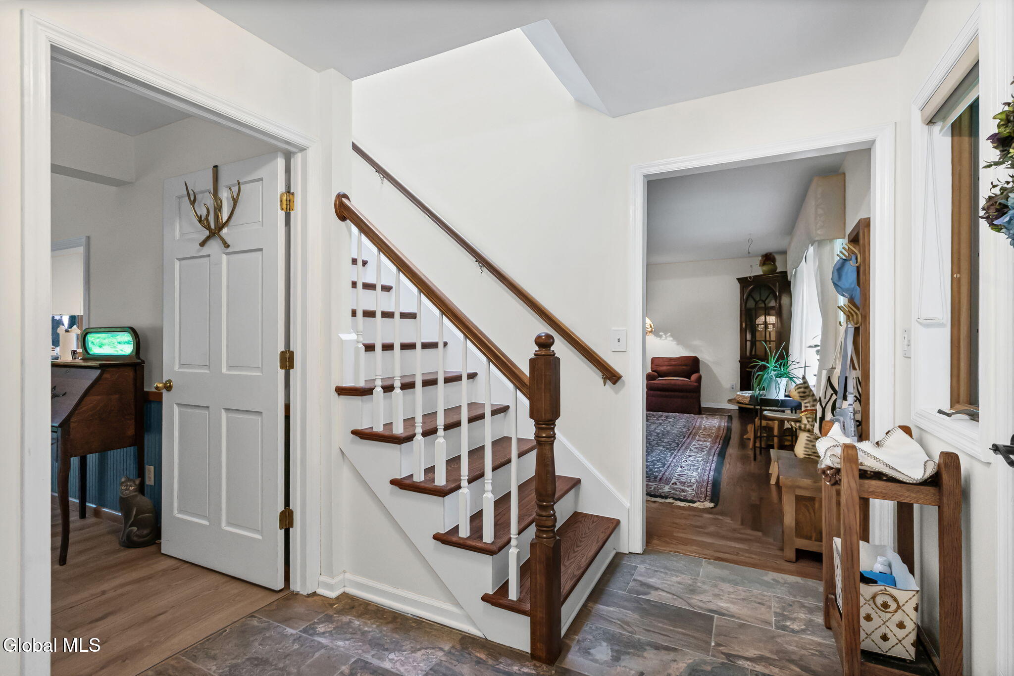 240 W Bentwood Court Albany NY 12203