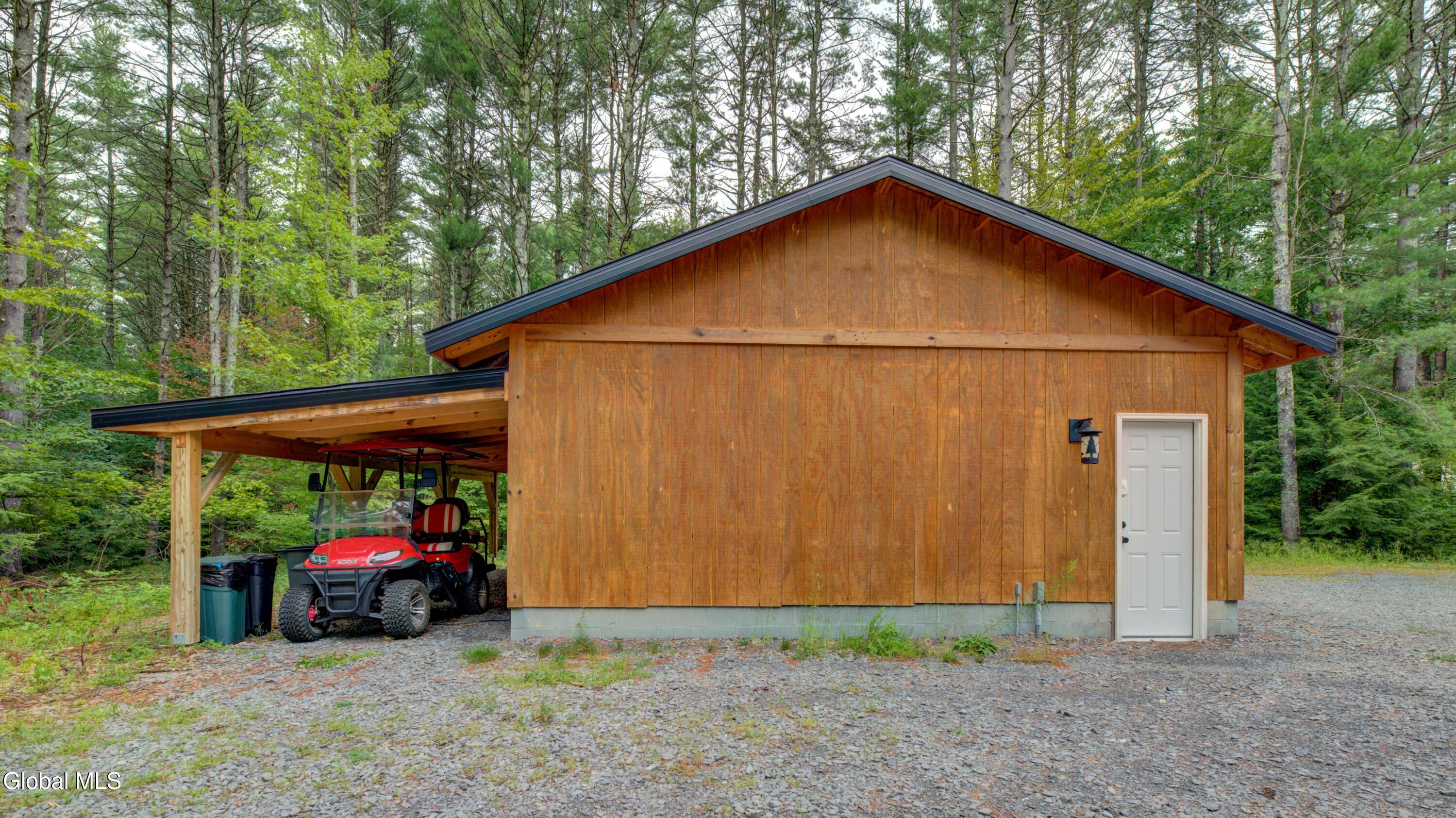 211-213 Woods Hollow Road Gloversville NY 12078
