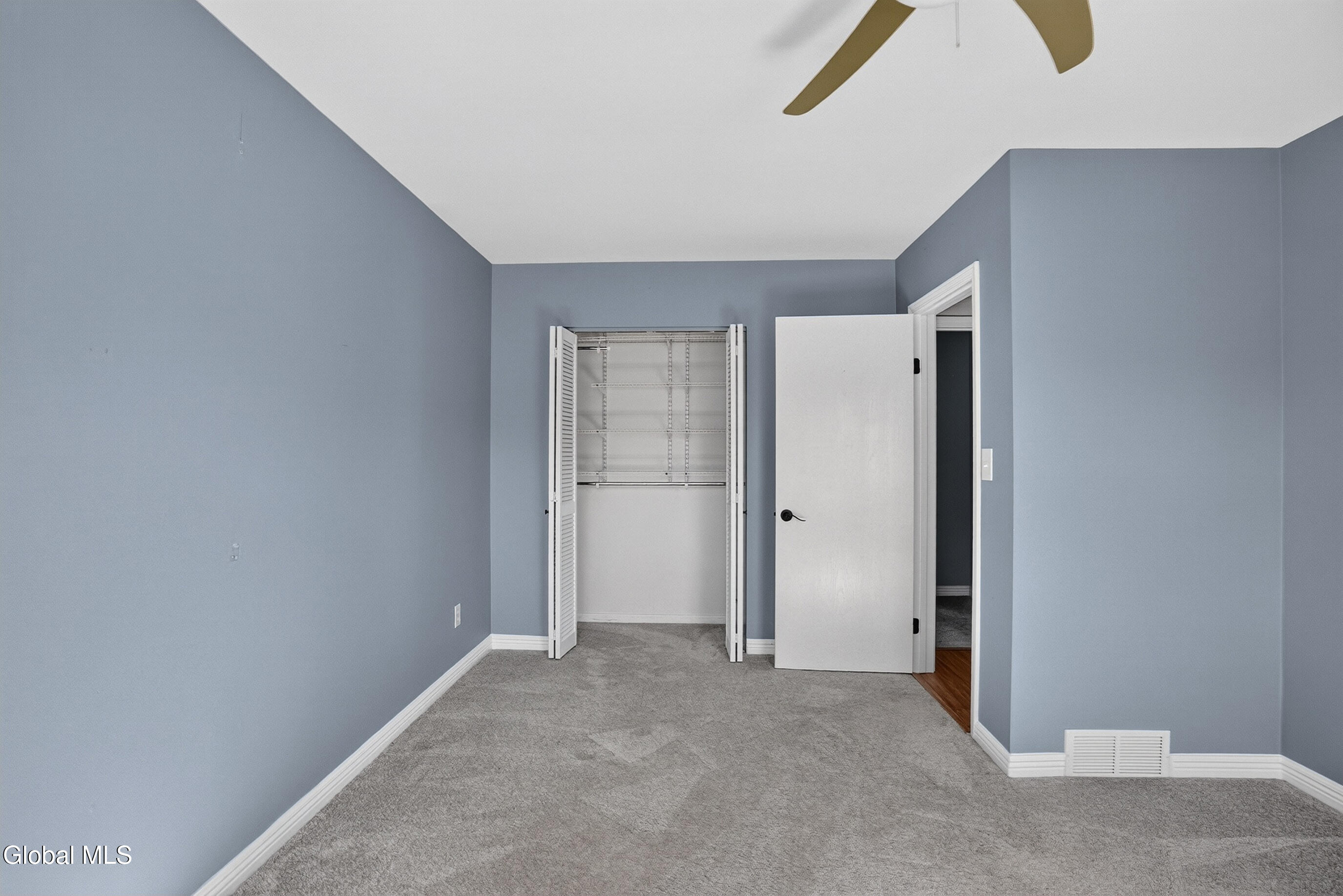 5 Hemlock Lane Albany NY 12208
