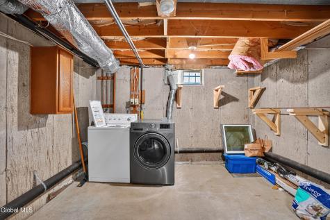 5 Hemlock Lane Albany NY 12208