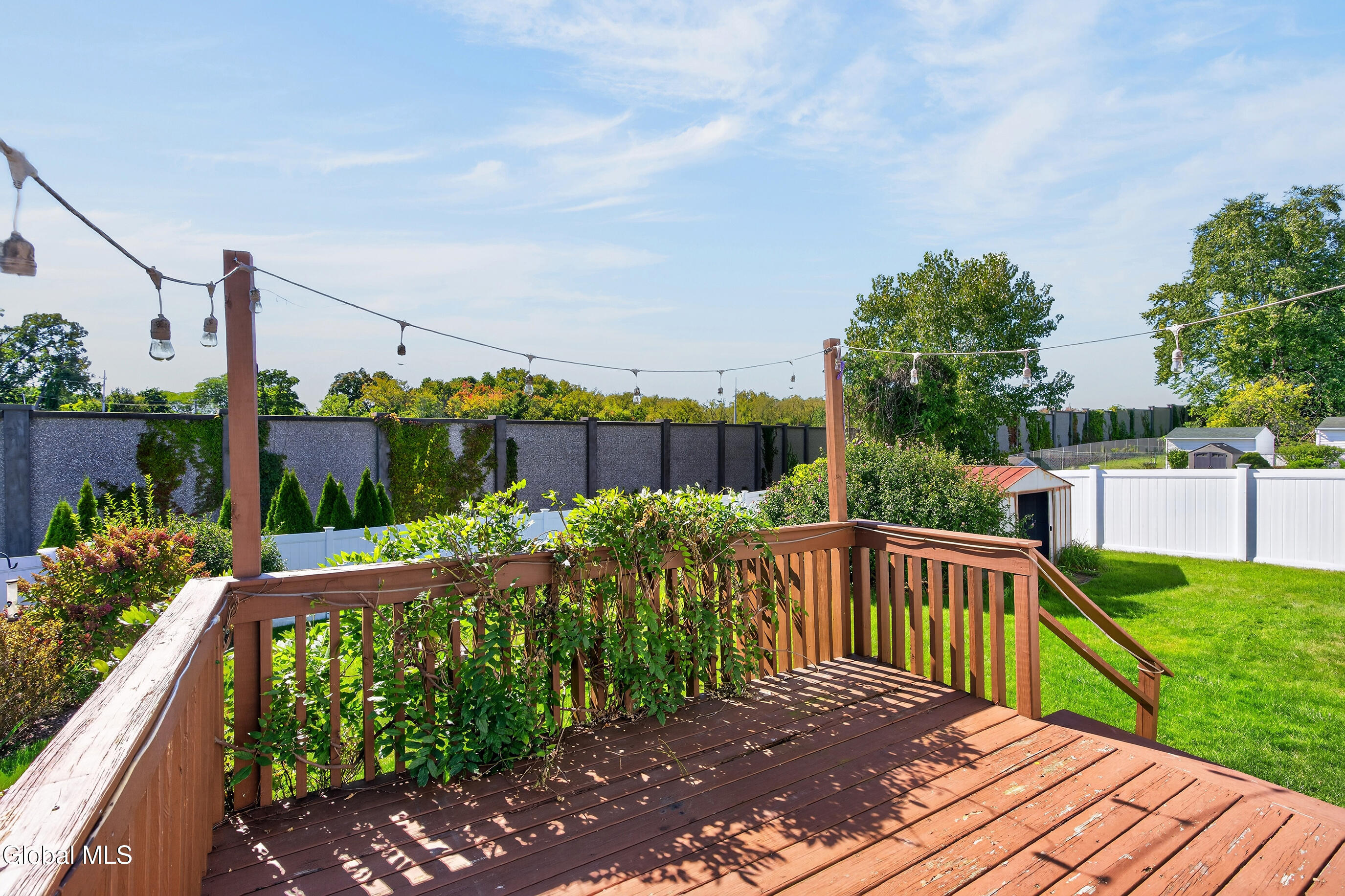 5 Hemlock Lane Albany NY 12208