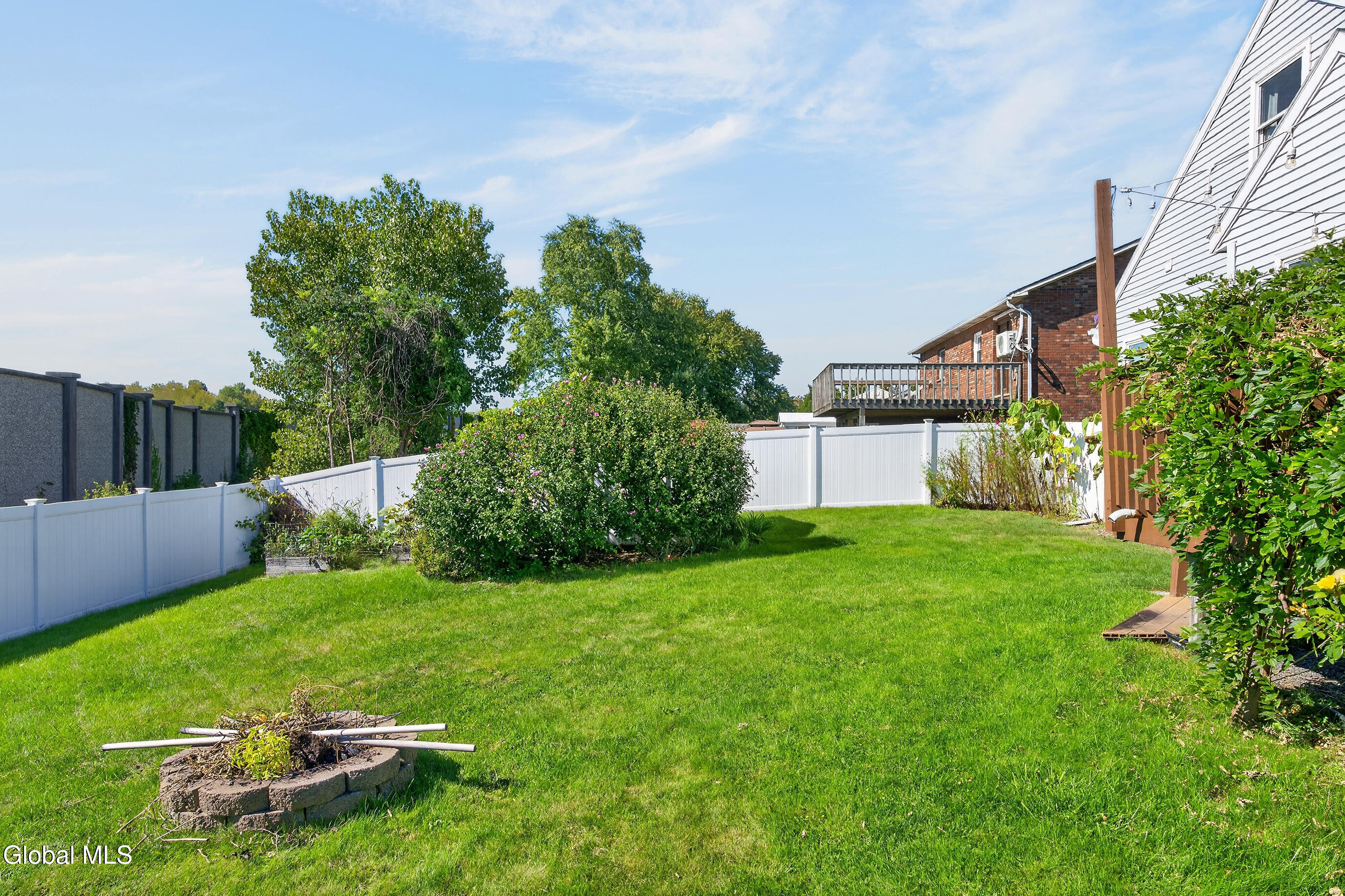 5 Hemlock Lane Albany NY 12208