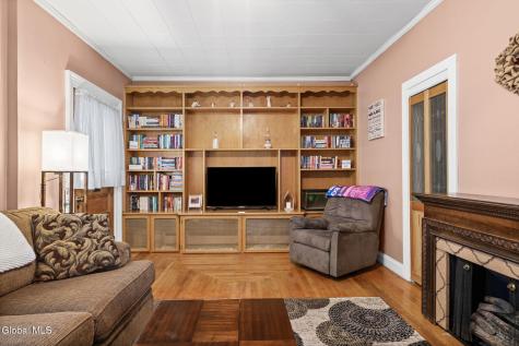 430 8th Avenue Troy NY 12182