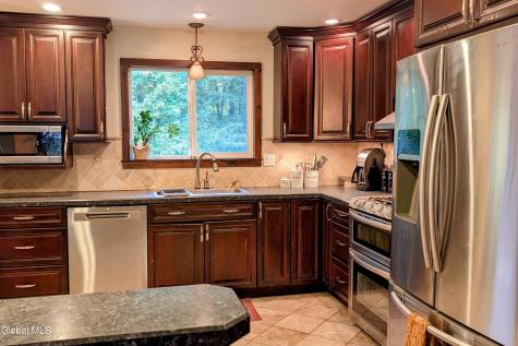 21 Bonner Drive Queensbury NY 12804