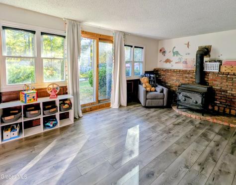 21 Bonner Drive Queensbury NY 12804
