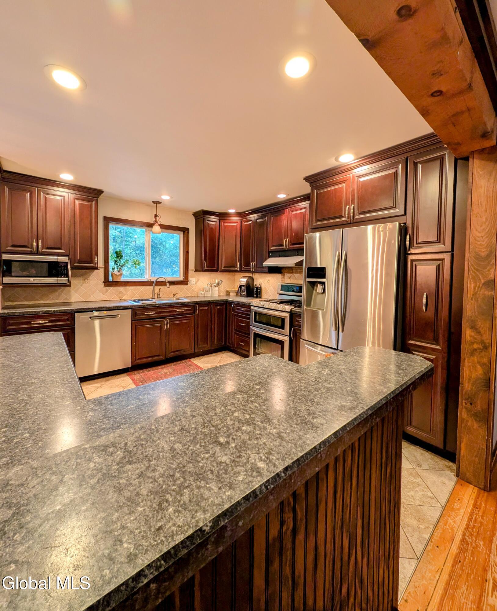 21 Bonner Drive Queensbury NY 12804
