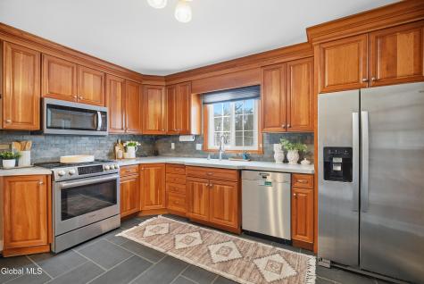 32 Brookwood Drive Latham NY 12110