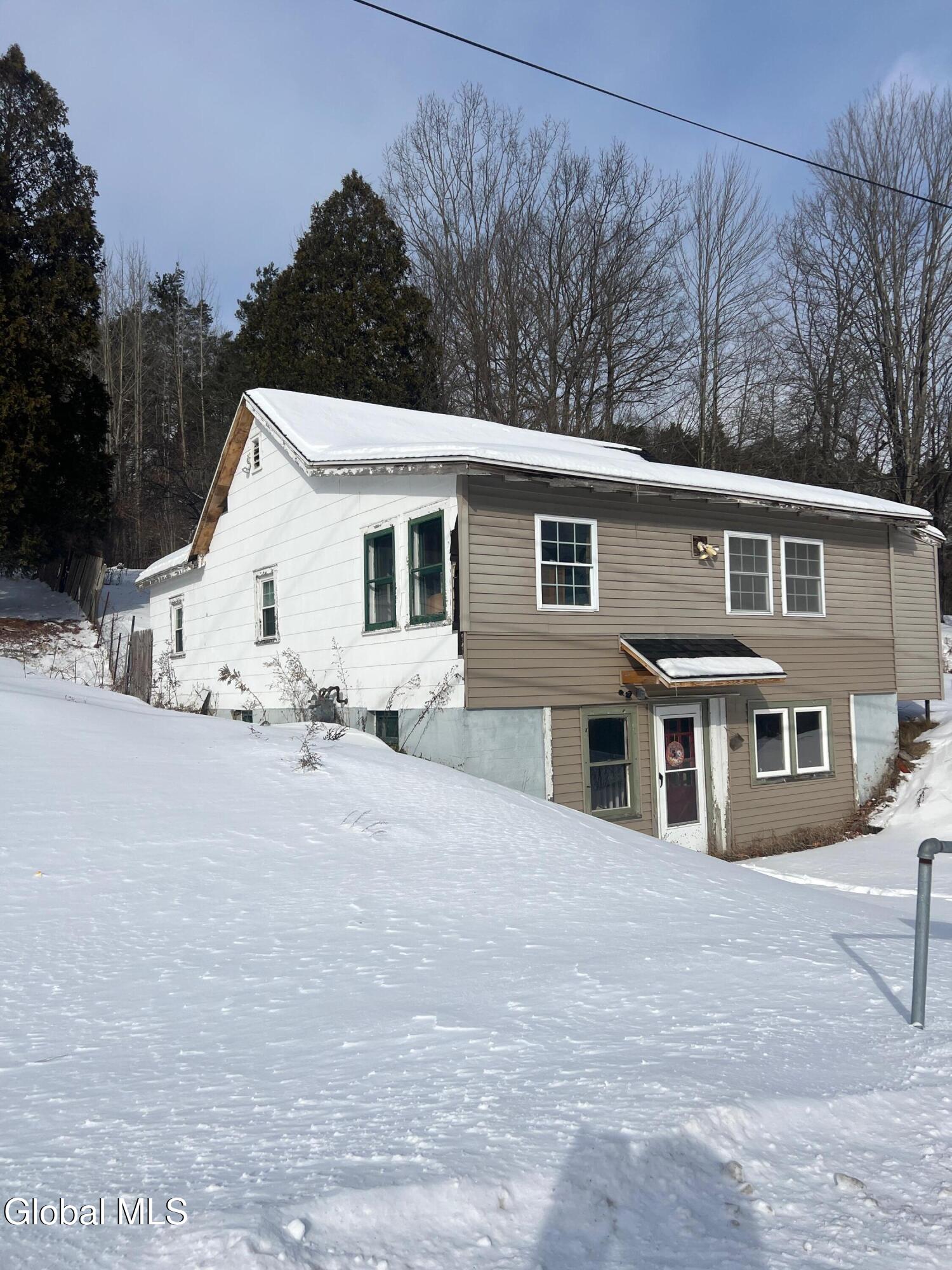 813 County Highway 122 Johnstown NY 12078