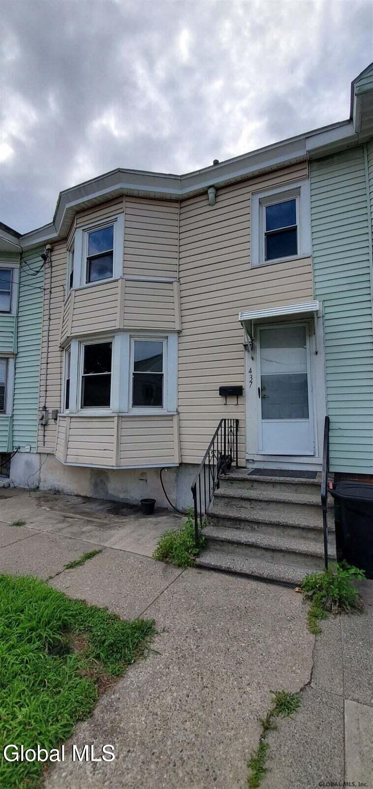 437 1st Avenue Watervliet NY 12189