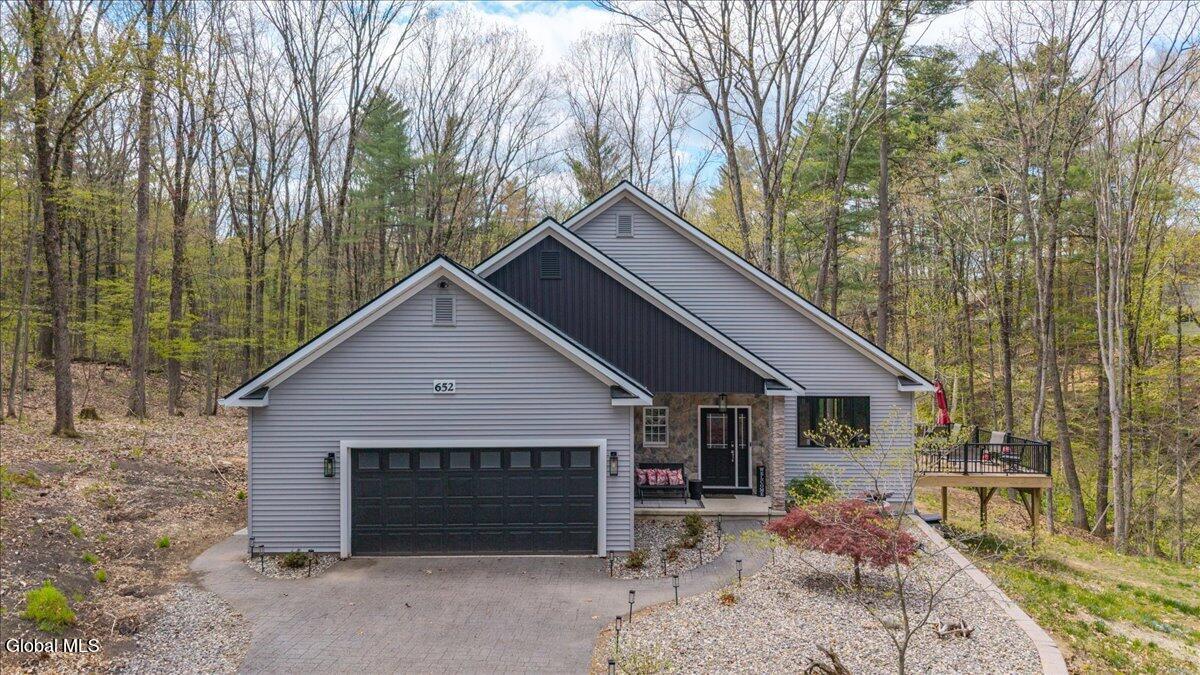 652 Bruno Road Clifton Park NY 12065