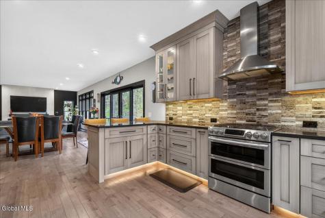 652 Bruno Road Clifton Park NY 12065