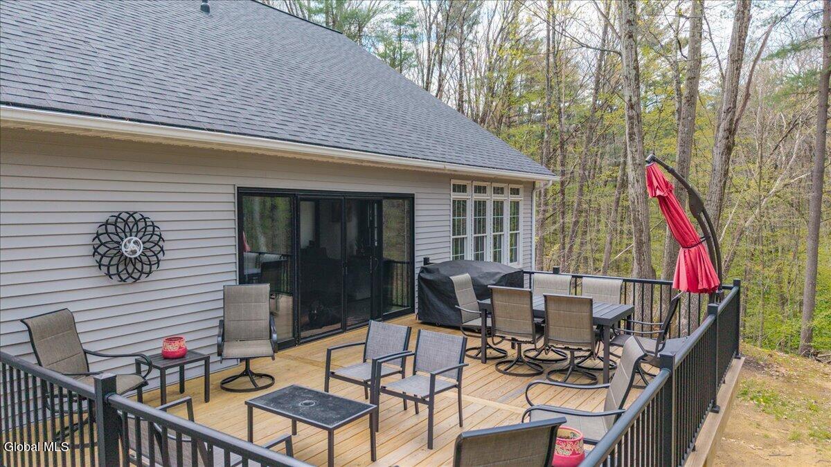 652 Bruno Road Clifton Park NY 12065