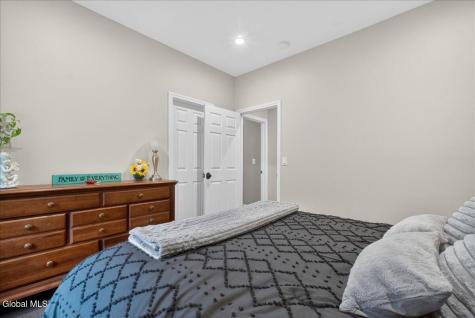 652 Bruno Road Clifton Park NY 12065