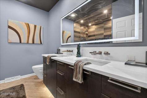 652 Bruno Road Clifton Park NY 12065