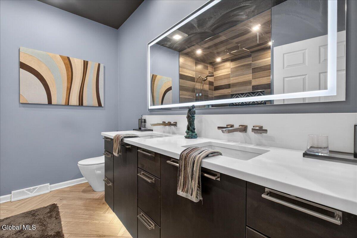 652 Bruno Road Clifton Park NY 12065