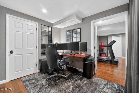 652 Bruno Road Clifton Park NY 12065