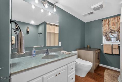 652 Bruno Road Clifton Park NY 12065