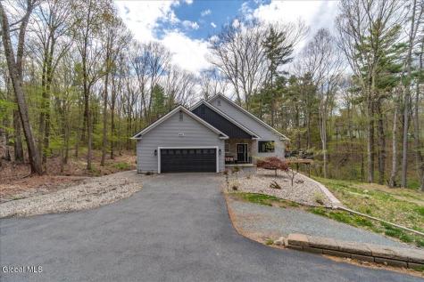 652 Bruno Road Clifton Park NY 12065