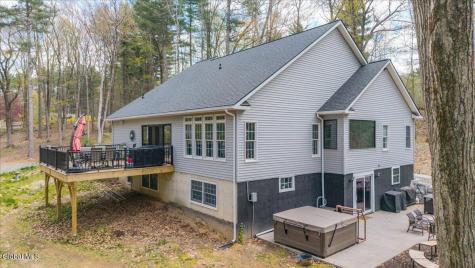 652 Bruno Road Clifton Park NY 12065