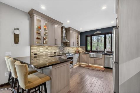 652 Bruno Road Clifton Park NY 12065