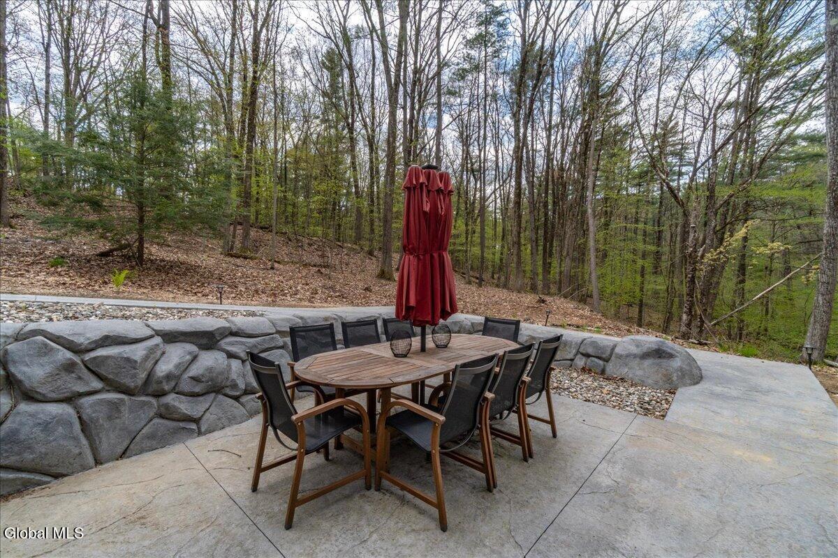 652 Bruno Road Clifton Park NY 12065