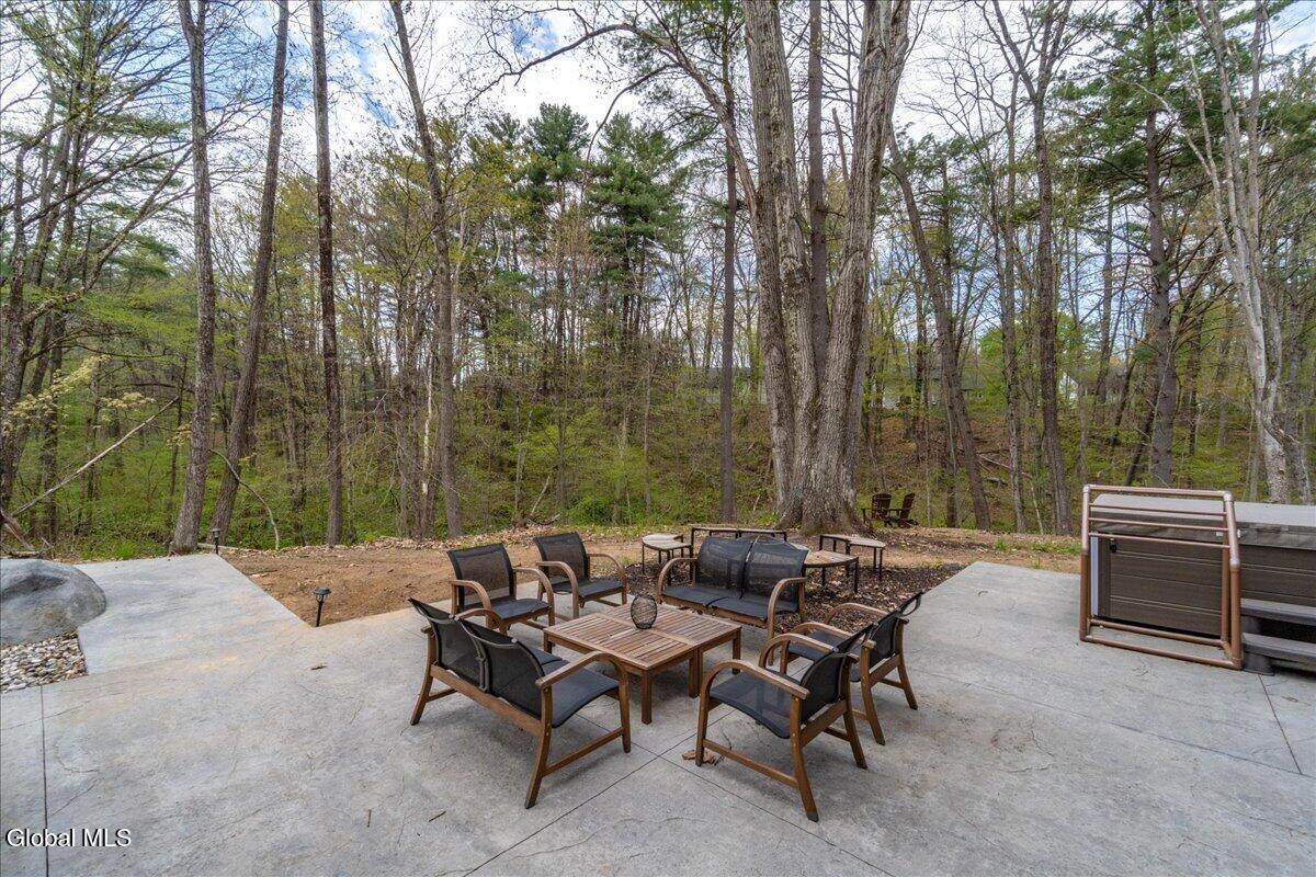 652 Bruno Road Clifton Park NY 12065