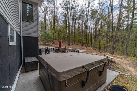 652 Bruno Road Clifton Park NY 12065