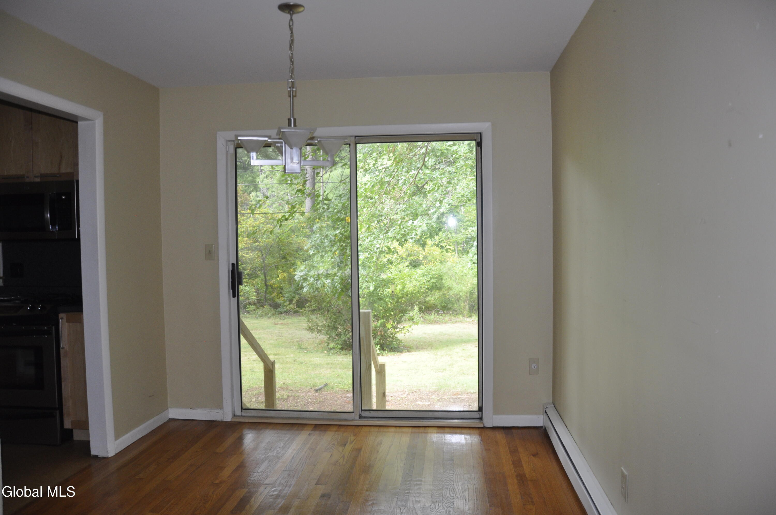 39 Wellington Delmar NY 12054