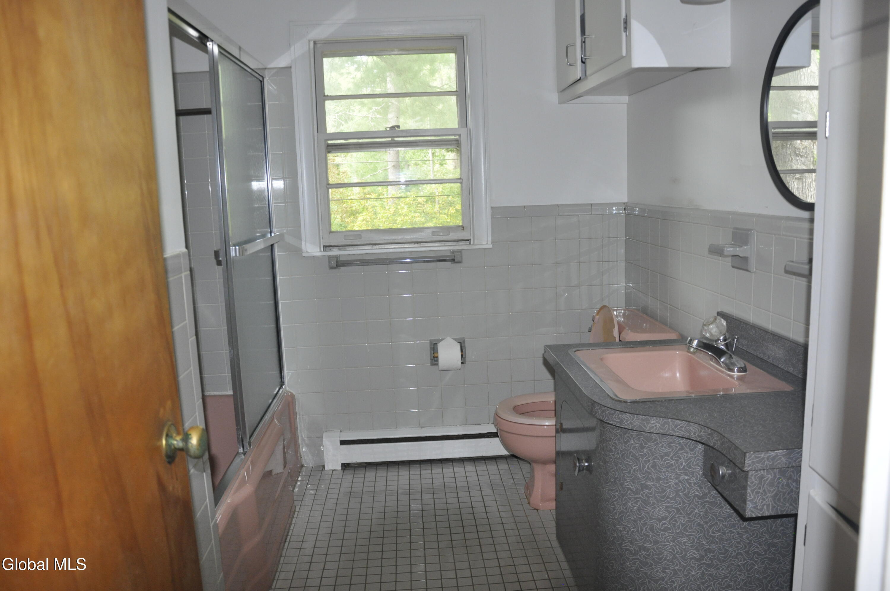 39 Wellington Delmar NY 12054