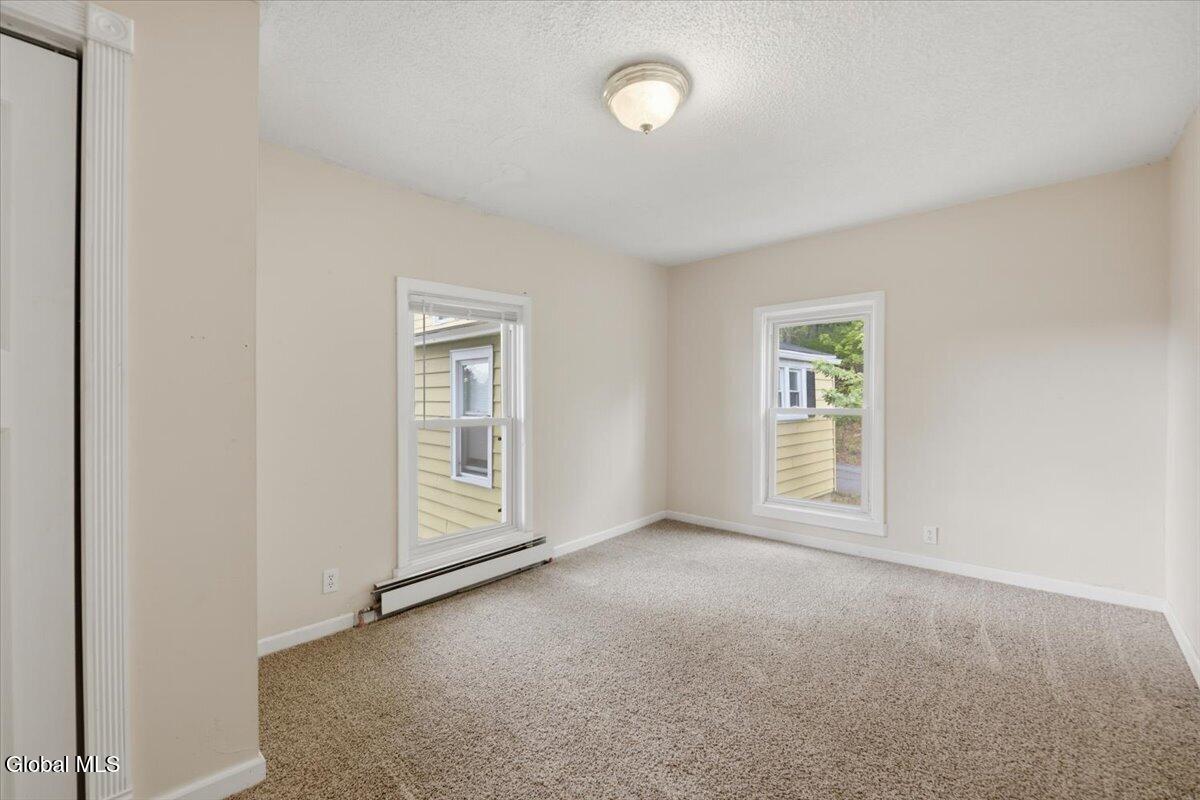 16 1st Street Castleton NY 12033