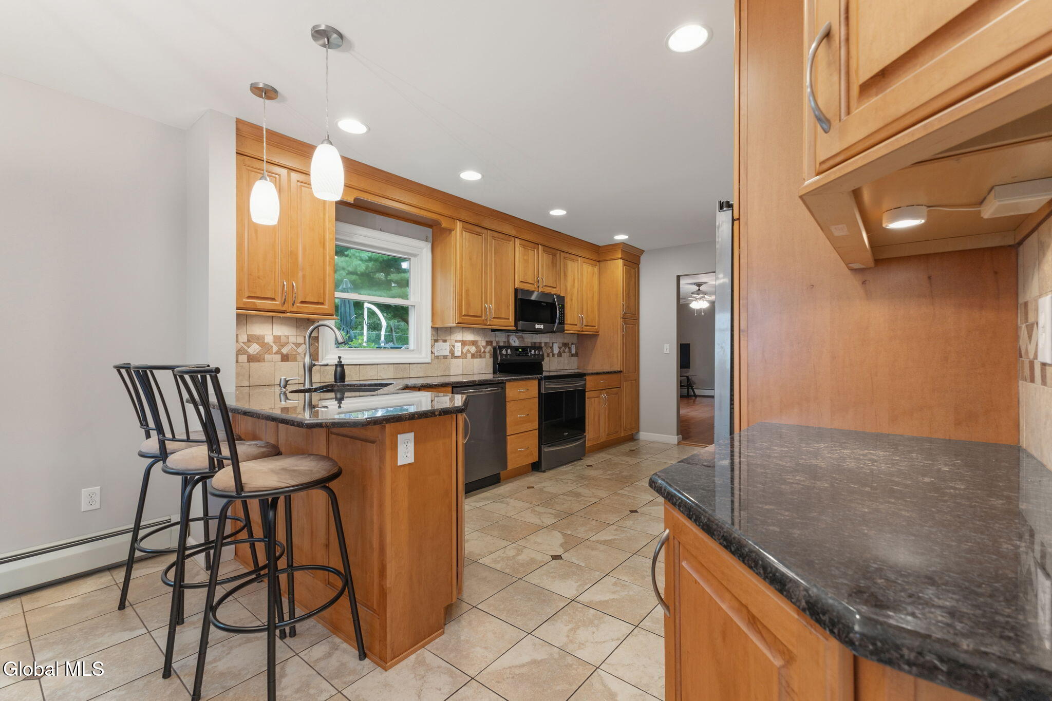 29 Meadowbrook Road Watervliet NY 12189