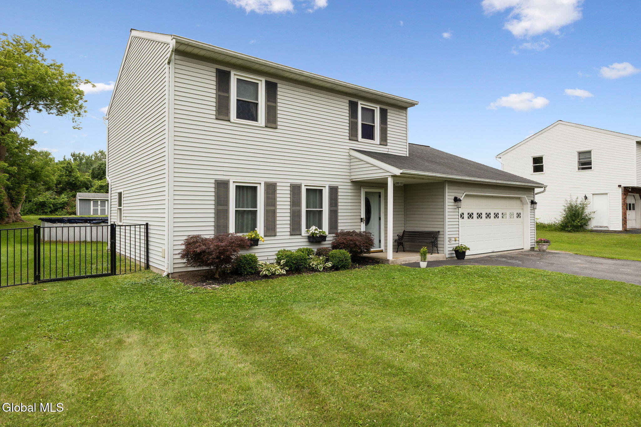 29 Meadowbrook Road Watervliet NY 12189