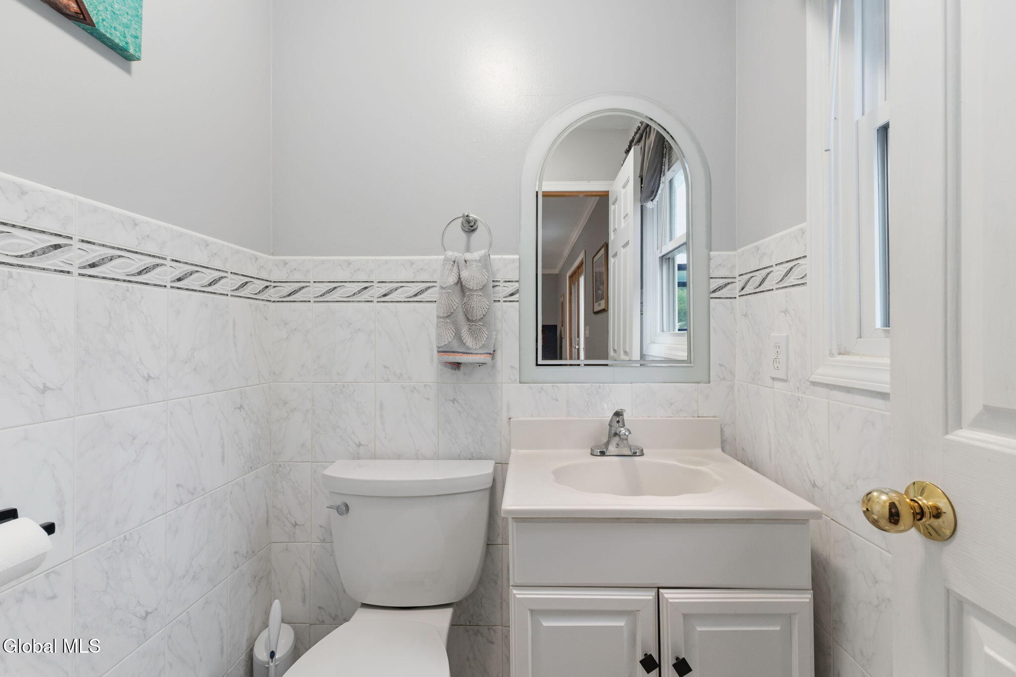 29 Meadowbrook Road Watervliet NY 12189