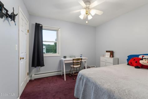 29 Meadowbrook Road Watervliet NY 12189