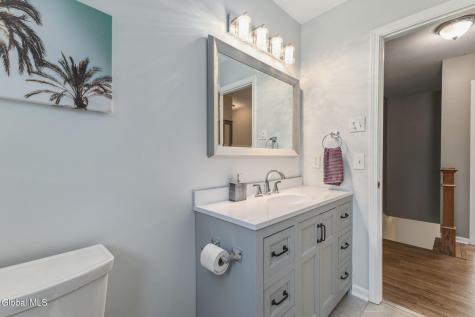 29 Meadowbrook Road Watervliet NY 12189