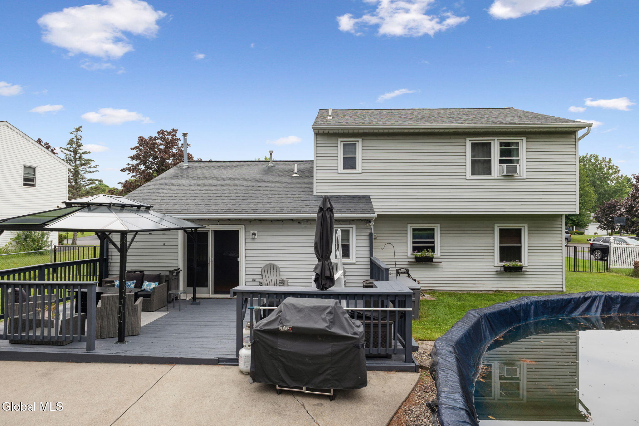 29 Meadowbrook Road Watervliet NY 12189