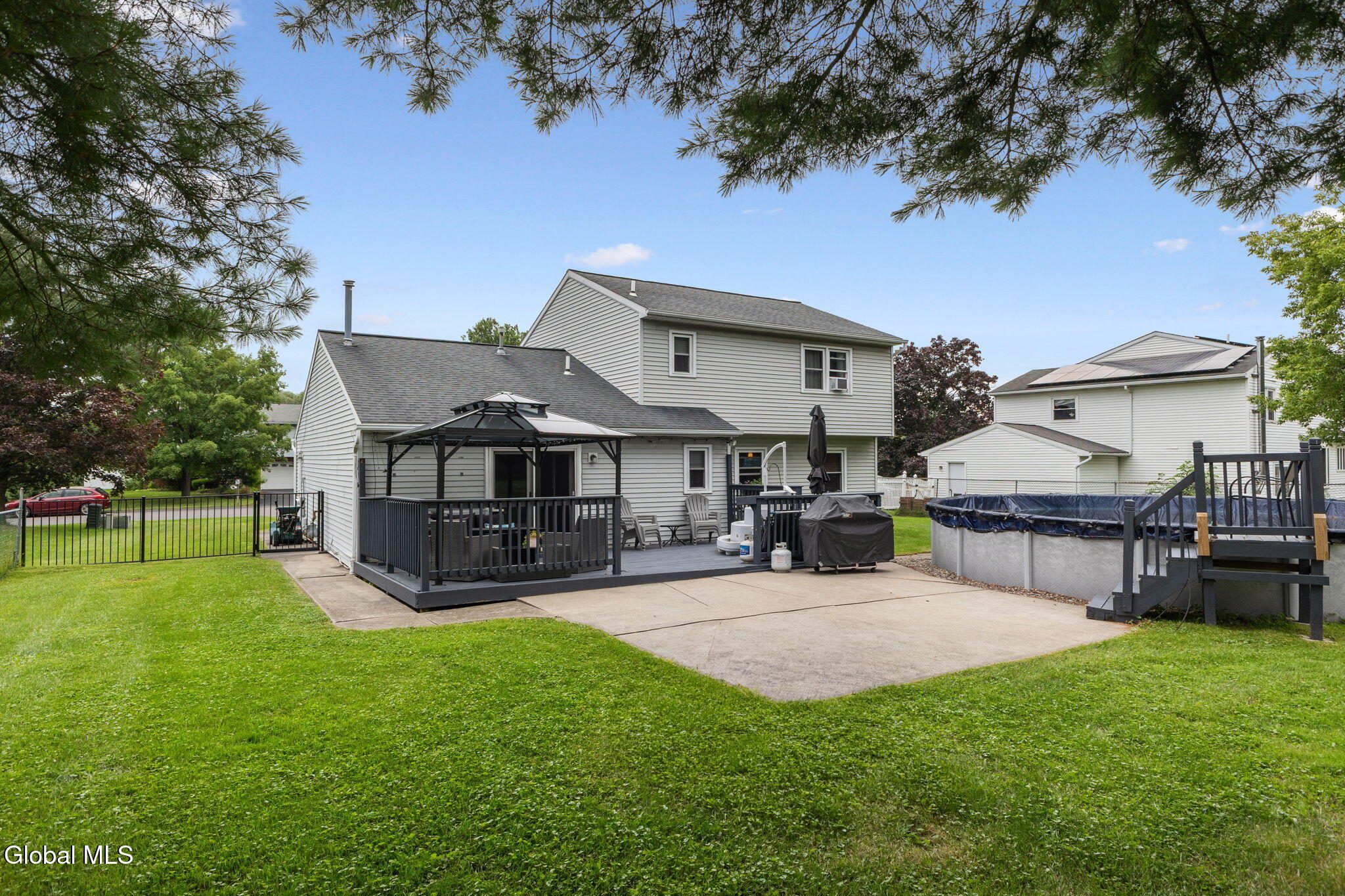 29 Meadowbrook Road Watervliet NY 12189