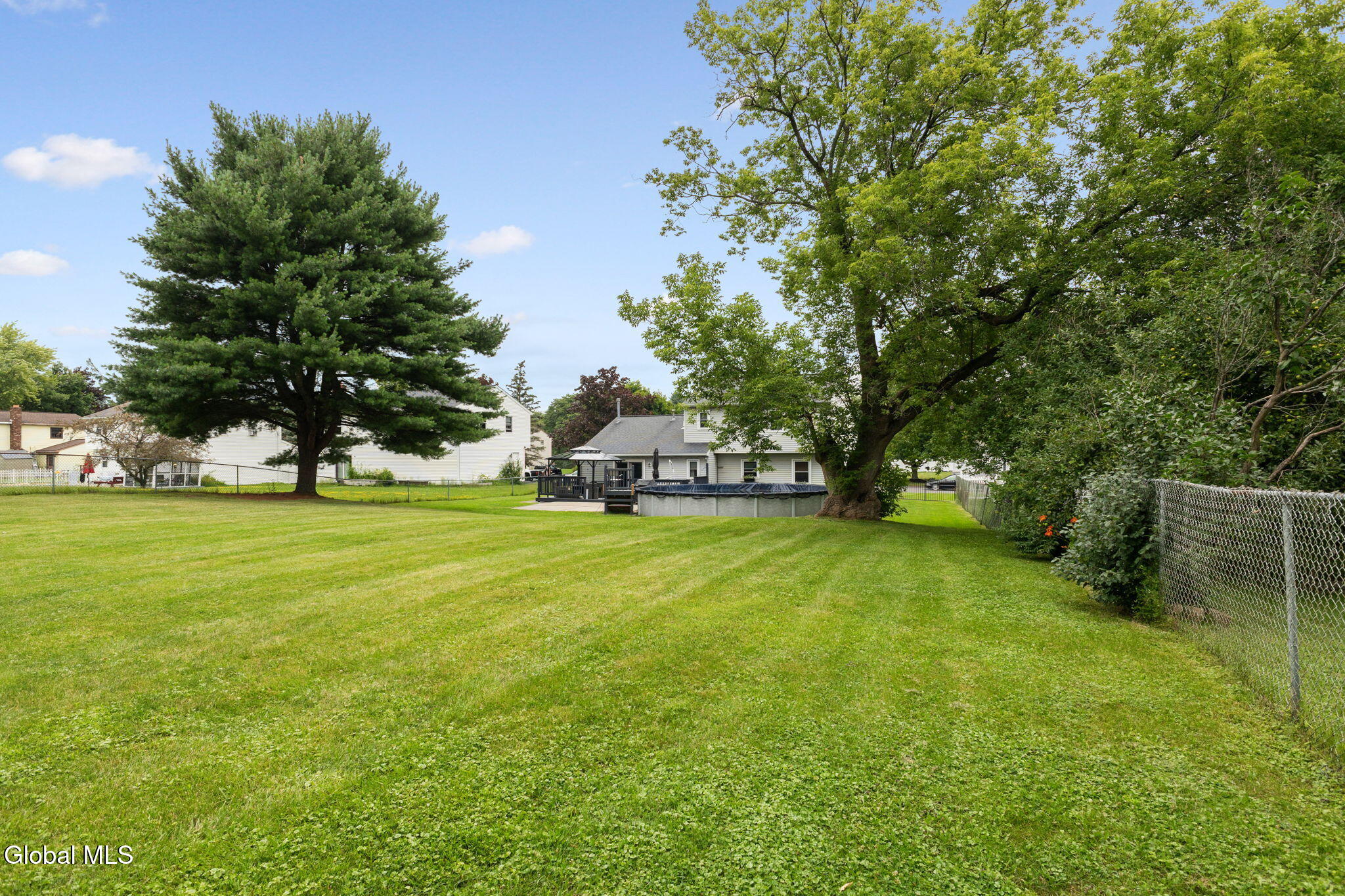 29 Meadowbrook Road Watervliet NY 12189