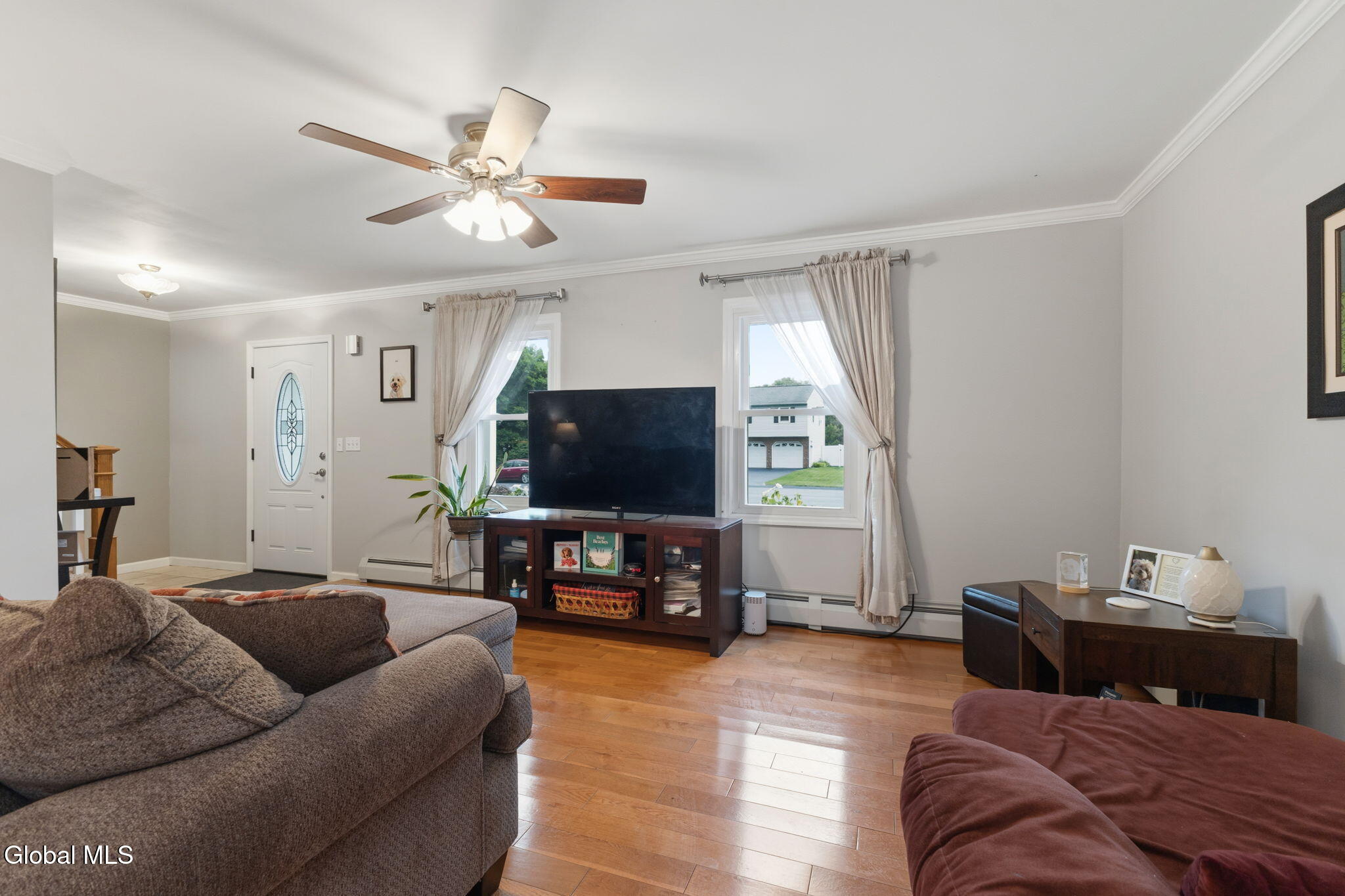29 Meadowbrook Road Watervliet NY 12189