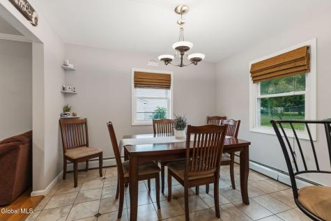 29 Meadowbrook Road Watervliet NY 12189