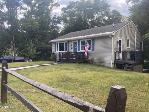 50 Abbott Street Hoosick Falls NY 12090