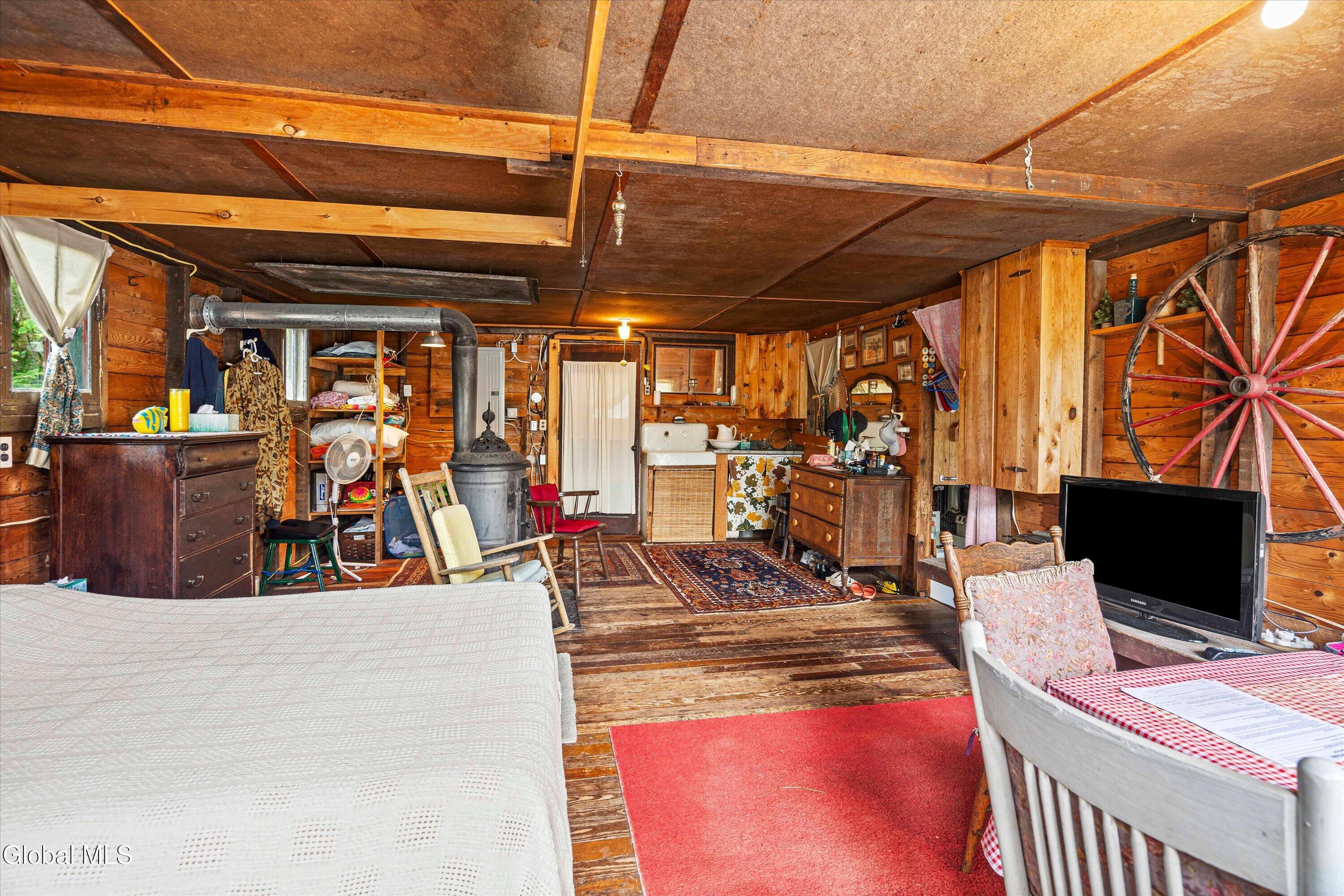 18 High Ledge Lane Newcomb NY 12852