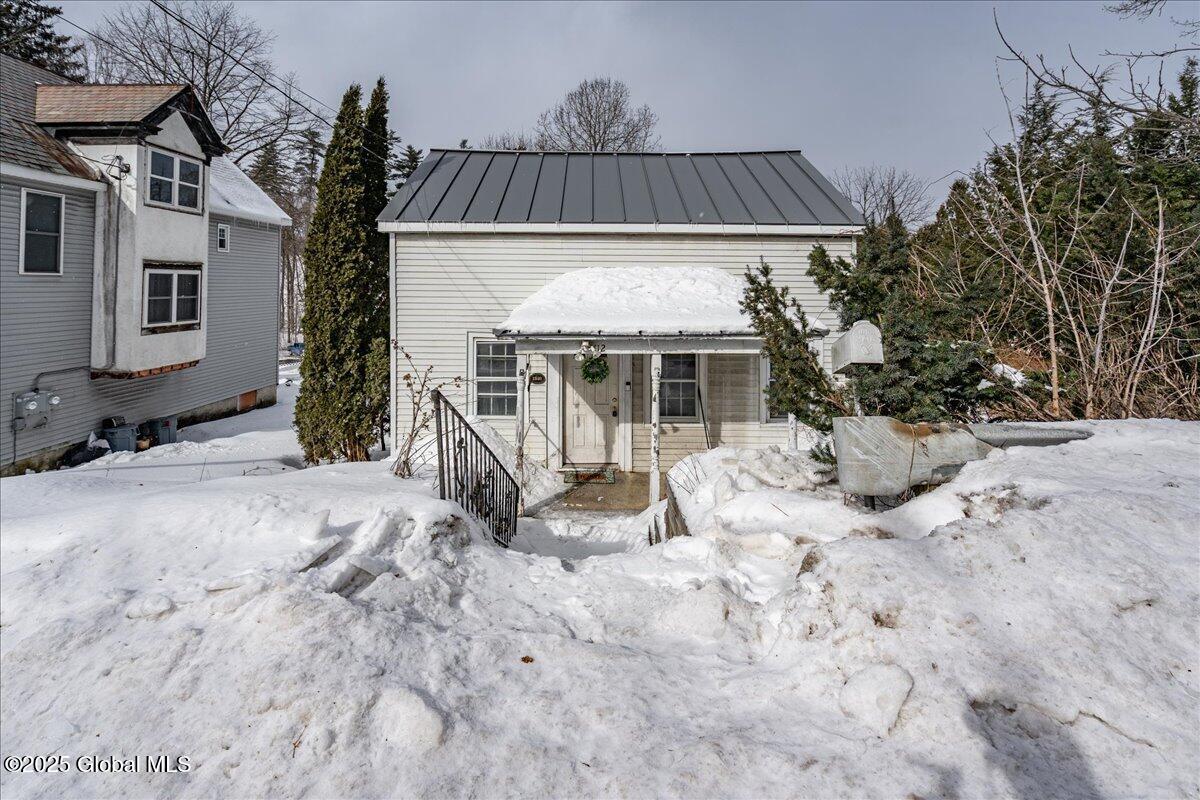 112 W High Street Ballston Spa NY 12020