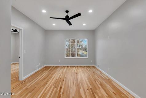 12 Livingston Avenue Schenectady NY 12302