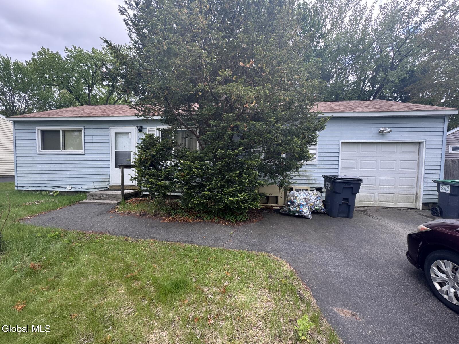 9 Mary Hadge Drive Colonie NY 12309