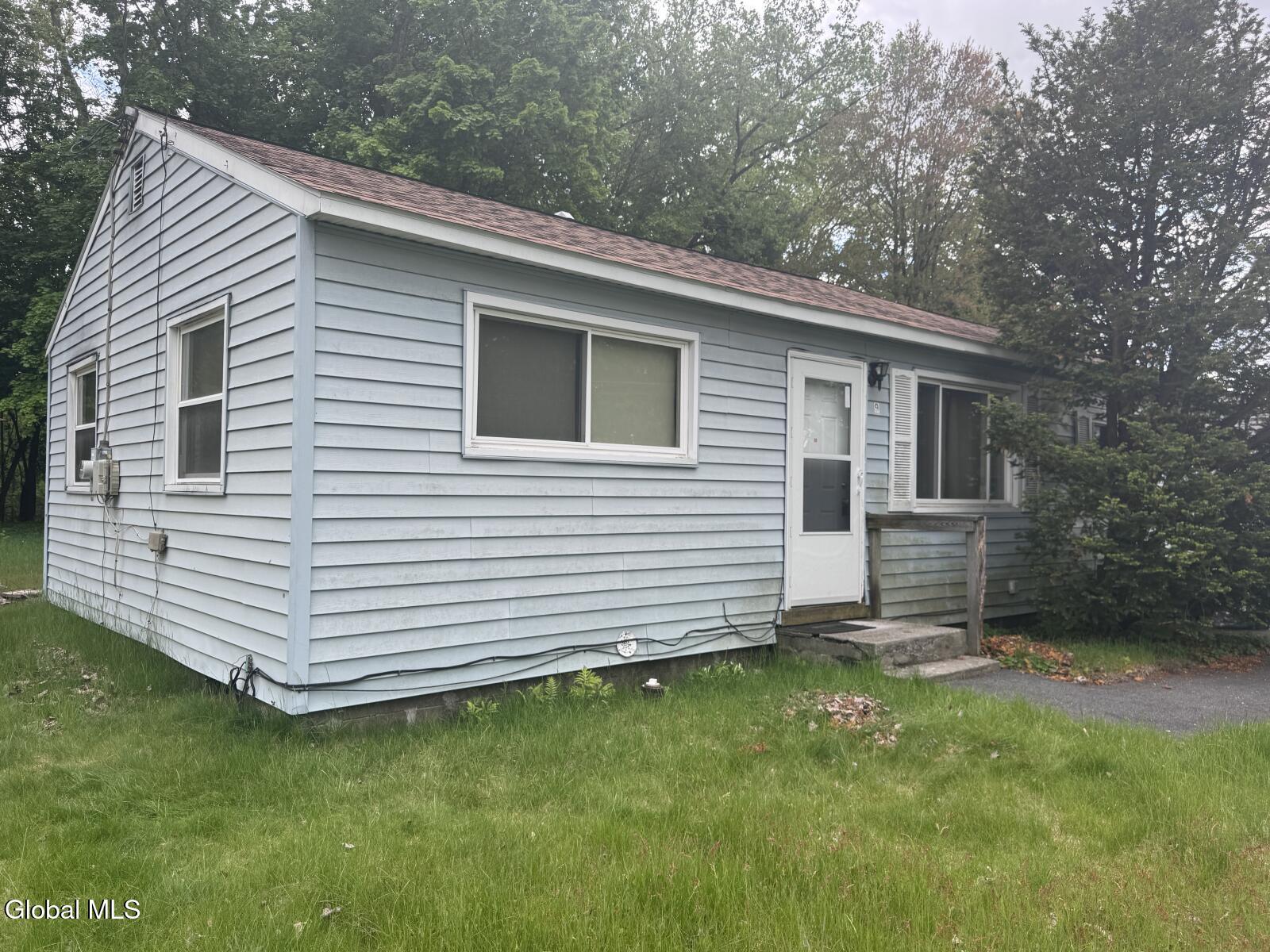 9 Mary Hadge Drive Colonie NY 12309
