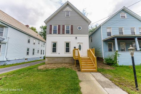 24 Pulver Avenue Ravena NY 12143