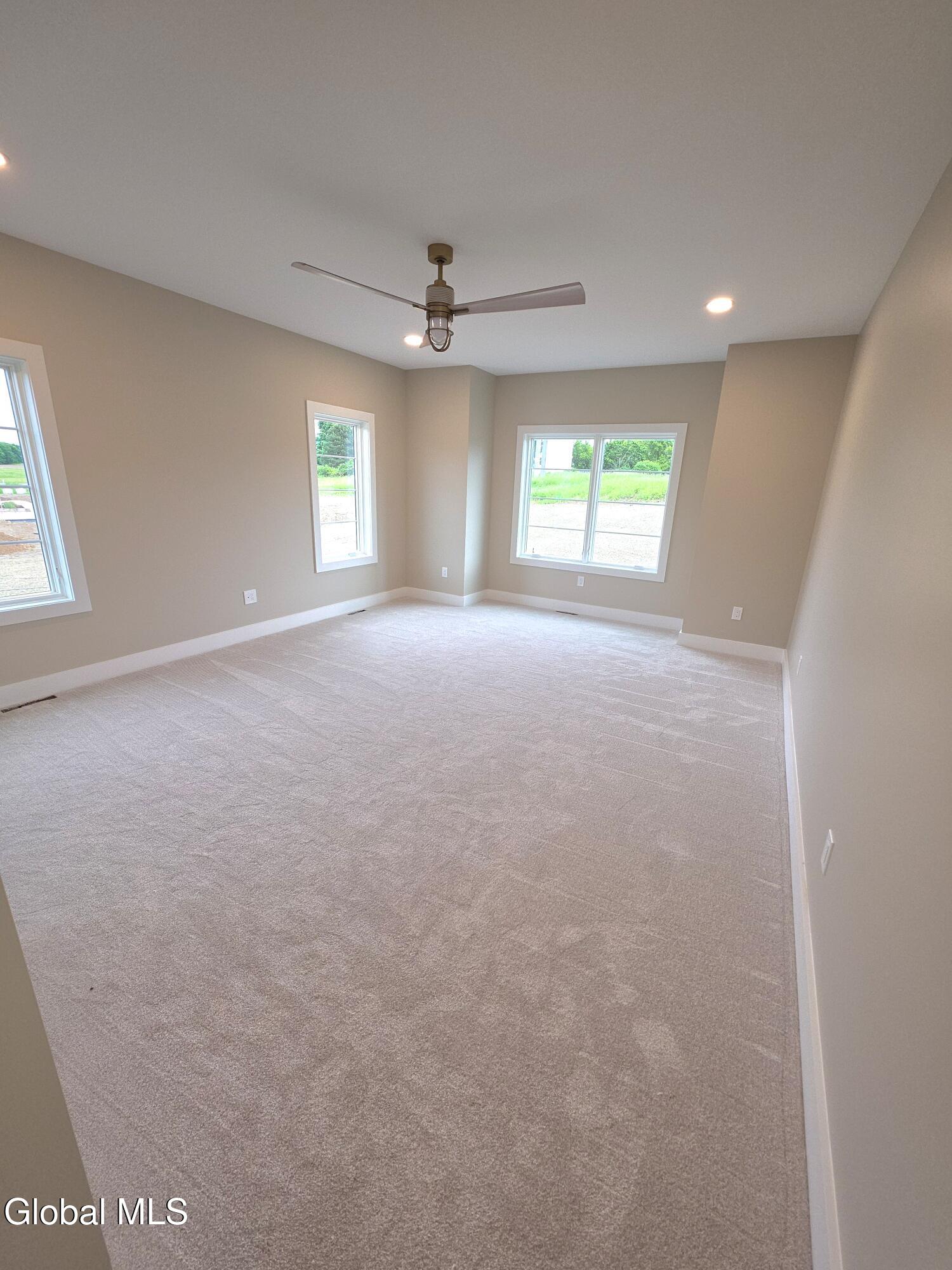 4 Faulkner Drive Waterford NY 12188