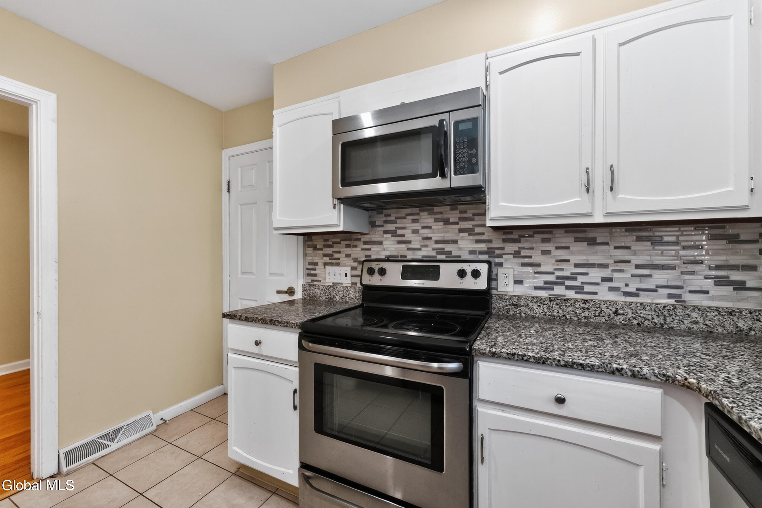 127 Park Avenue Schenectady NY 12304