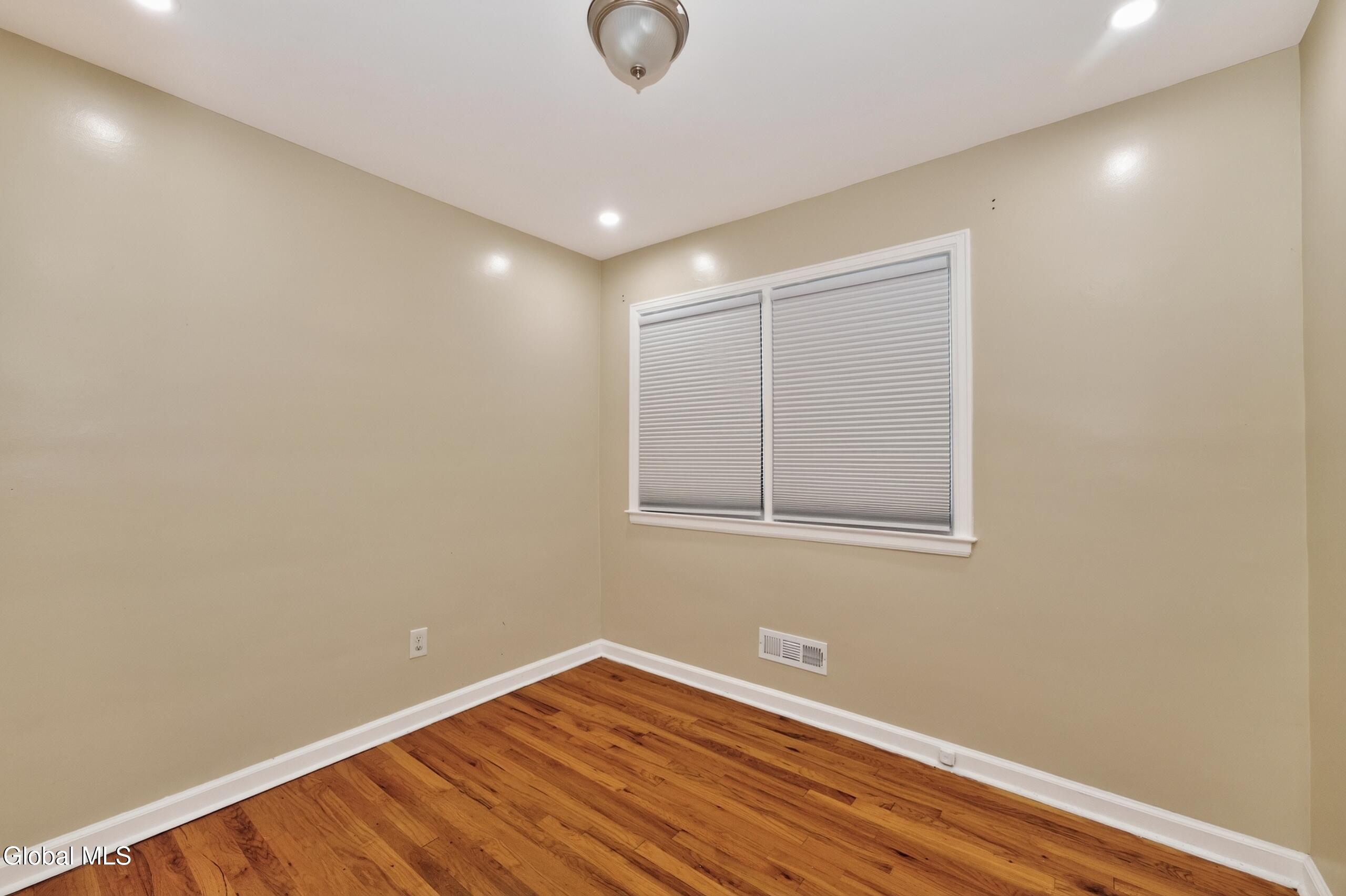 127 Park Avenue Schenectady NY 12304